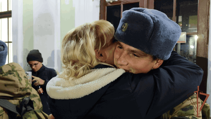 Призывники из Псковской области отправились на службу в Росгвардию
