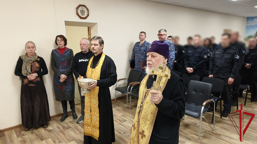 В Управлении Росгвардии по Псковской области прошёл молебен в честь Казанской иконы Божией Матери