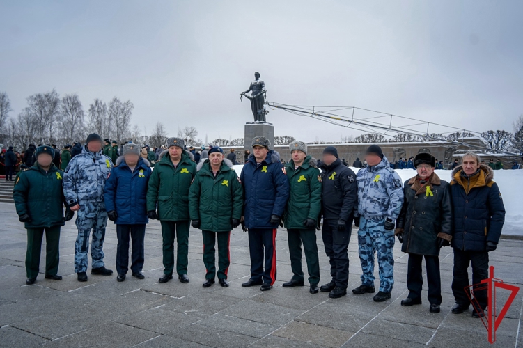 Росгвардейцы почтили память защитников и жителей блокадного Ленинграда