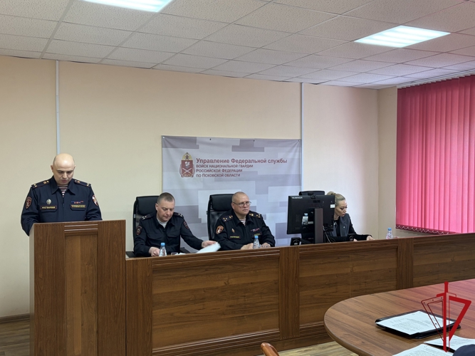 Псковские росгвардейцы примут участие в обеспечении общественной безопасности в период подготовки и проведения праздничных мероприятий Дня Весны и Труда и 81- ой годовщине Победы в Великой Отечественной войне